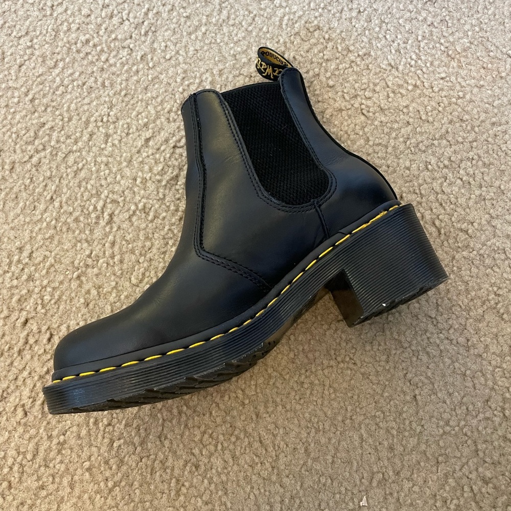 Dr. Martens Chelsea Boot, like new